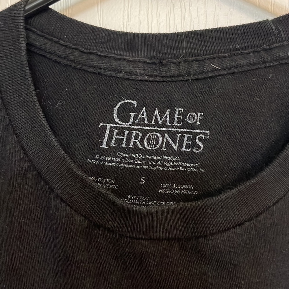 Game Of Thrones “I Drink And I Know Things” T-Shi… - image 2
